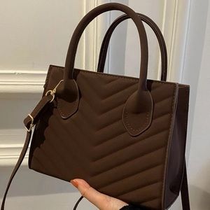 BEAUTIFUL FASHIONABLE BROWN mini chevron square bag